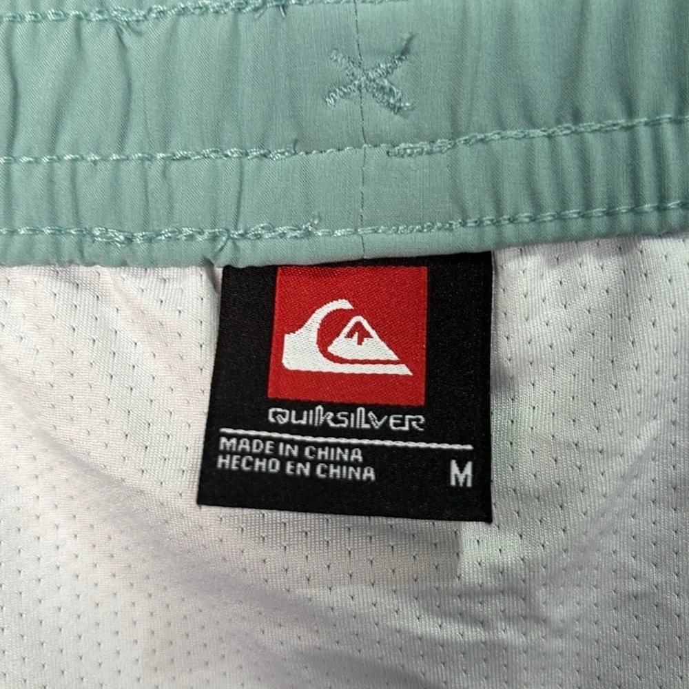 Quicksilver Board Shorts/Swim Trunks,lined,elastic drawstring waist,pockets